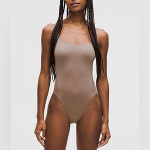 Lululemon Wundermost Ultra-Soft Nulu Square-Neck Sleeveless Bodysuit Size Small